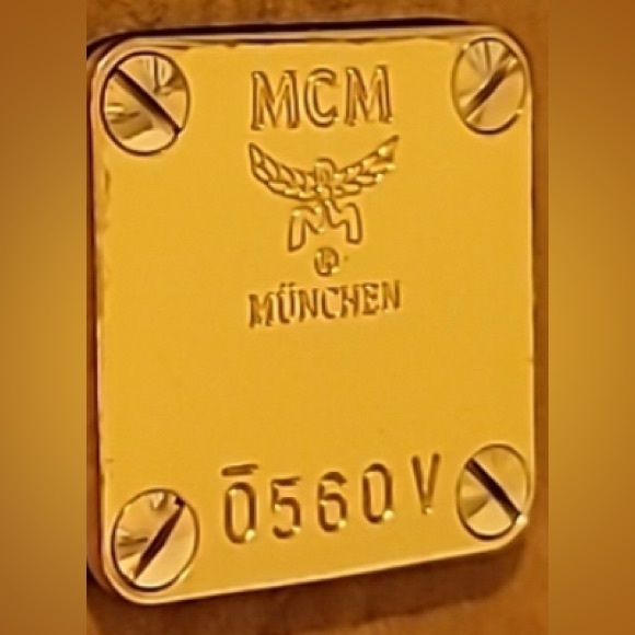 GENUINE 💯  MCM Satchel includes crossbody STRAP! - Picture 3 of 16